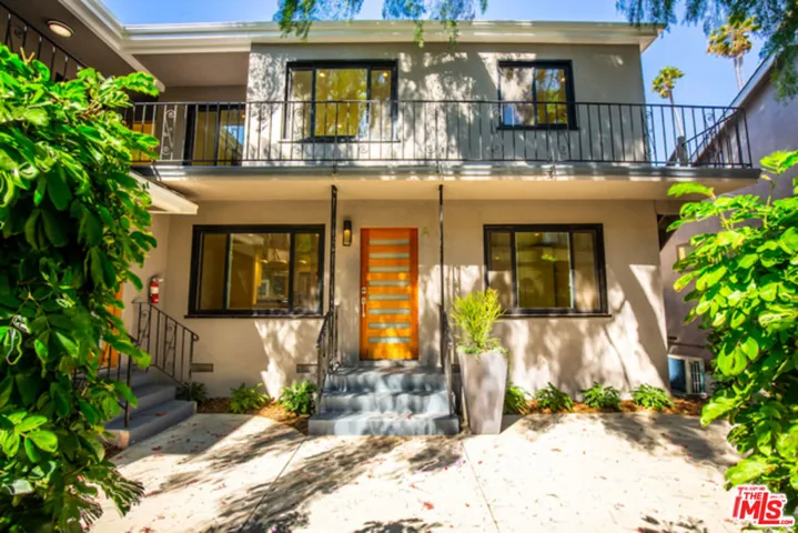1328 19th Street A, Santa Monica, California 90404