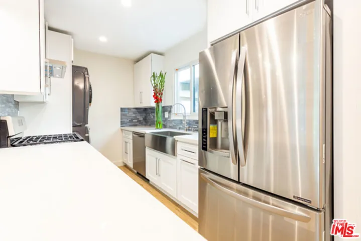 1328 19th Street A, Santa Monica, California 90404