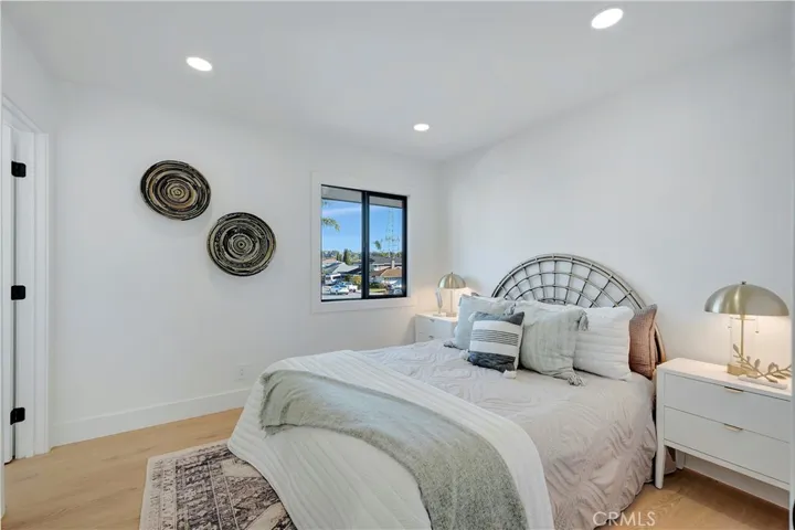 21211 Binghampton Circle, Huntington Beach, California 92646