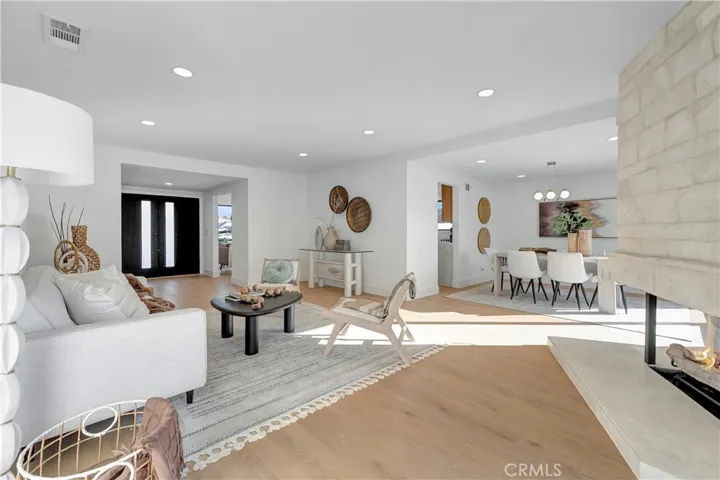 21211 Binghampton Circle, Huntington Beach, California 92646