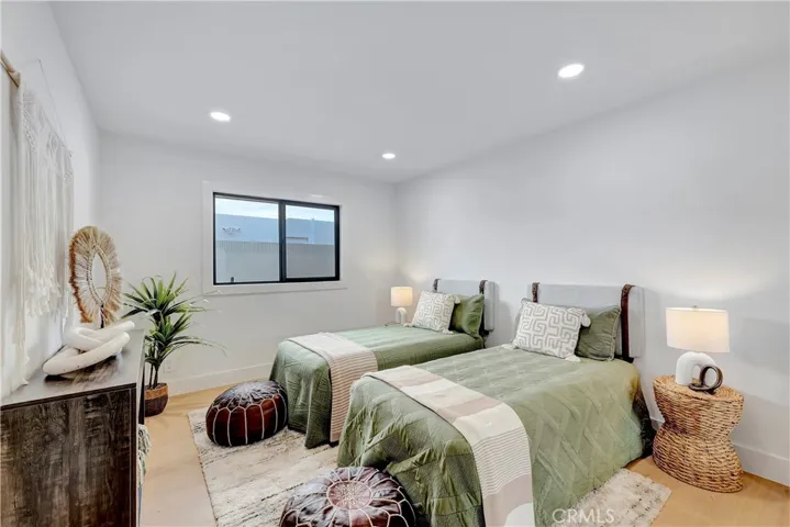 21211 Binghampton Circle, Huntington Beach, California 92646
