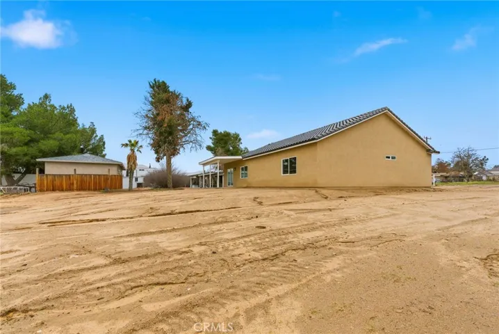 18660 Juniper St, Hesperia, California 92345