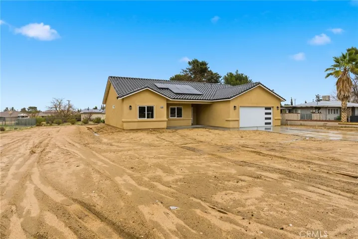 18660 Juniper St, Hesperia, California 92345