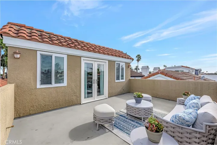 621 8th Street, Huntington Beach, California 92648