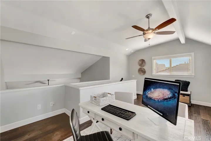621 8th Street, Huntington Beach, California 92648