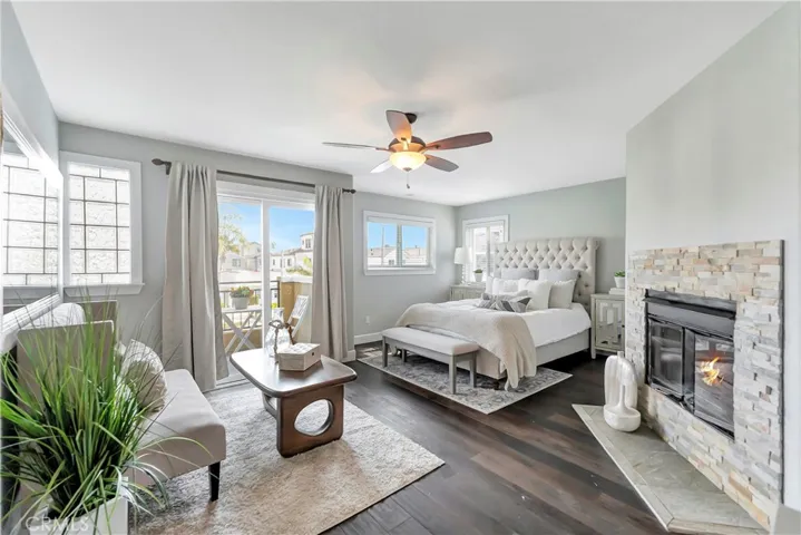 621 8th Street, Huntington Beach, California 92648