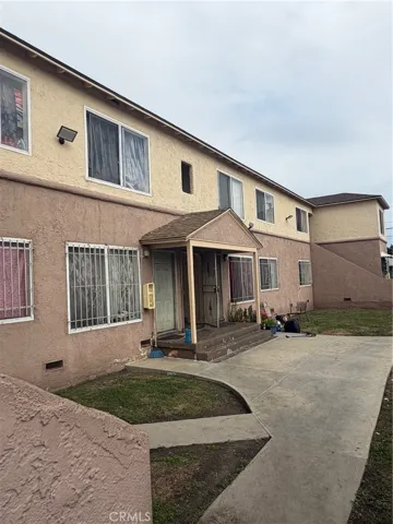 411 N Chester, Compton, California 90221