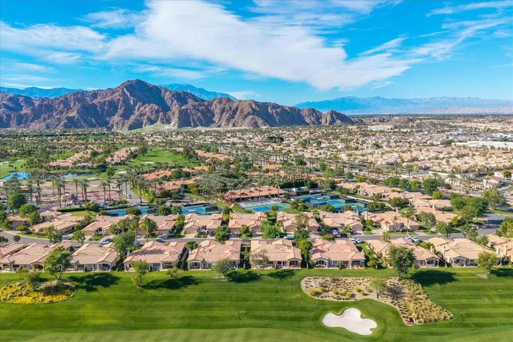 48310 Casita Drive, La Quinta, California 92253 home-pic-49