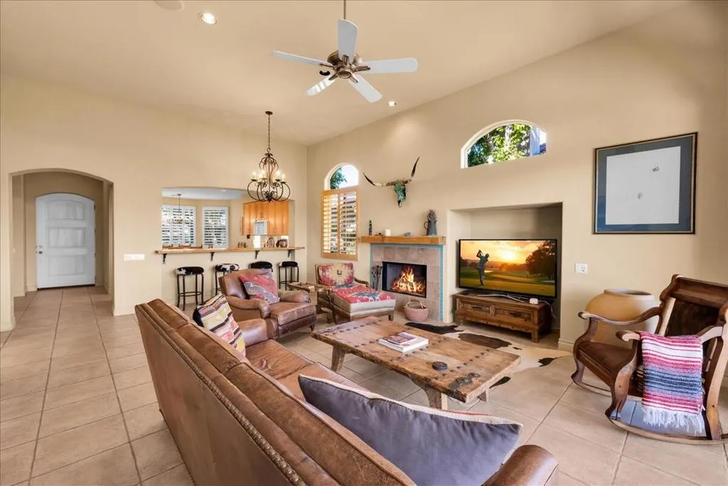 48310 Casita Drive, La Quinta, California 92253 home-pic-14