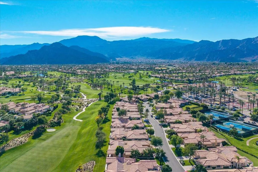 48310 Casita Drive, La Quinta, California 92253 home-pic-47