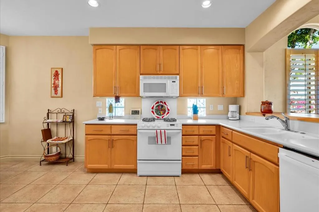 48310 Casita Drive, La Quinta, California 92253 home-pic-17