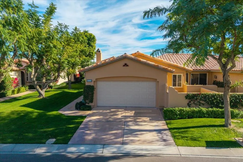 48310 Casita Drive, La Quinta, California 92253 home-pic-9