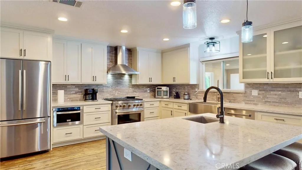 7610 Glider Avenue, Hesperia, California 92345 home-pic-10