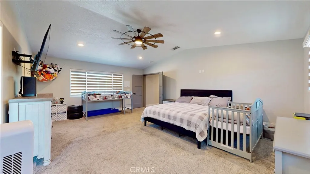 7610 Glider Avenue, Hesperia, California 92345 home-pic-33