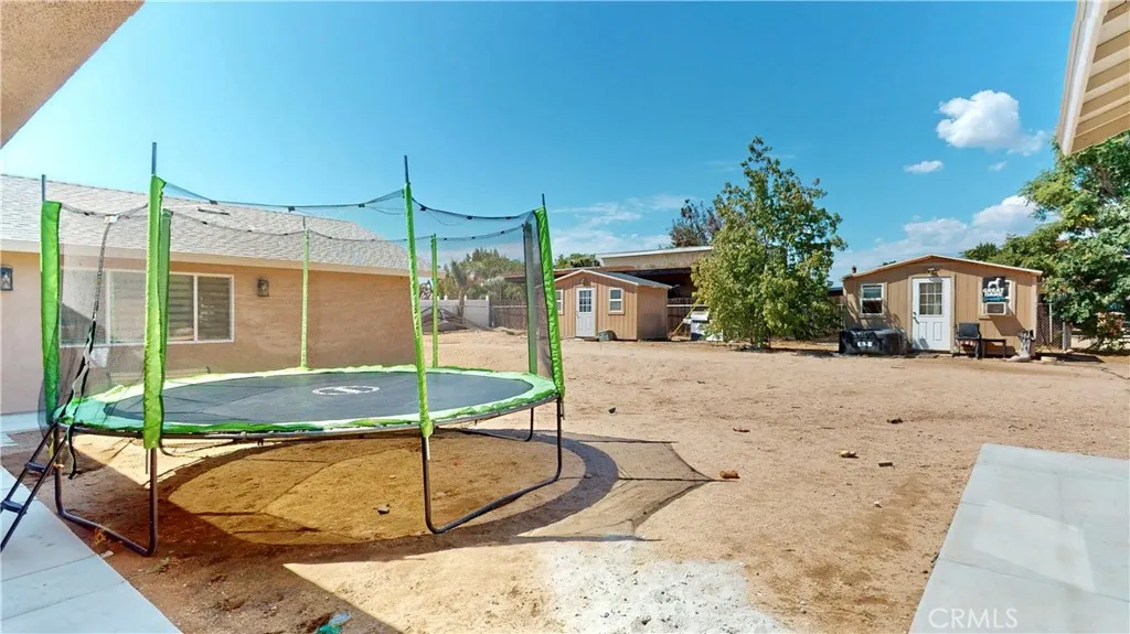 7610 Glider Avenue, Hesperia, California 92345 home-pic-48