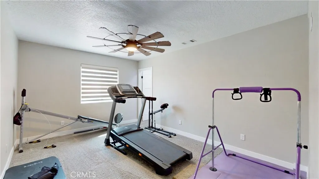 7610 Glider Avenue, Hesperia, California 92345 home-pic-21