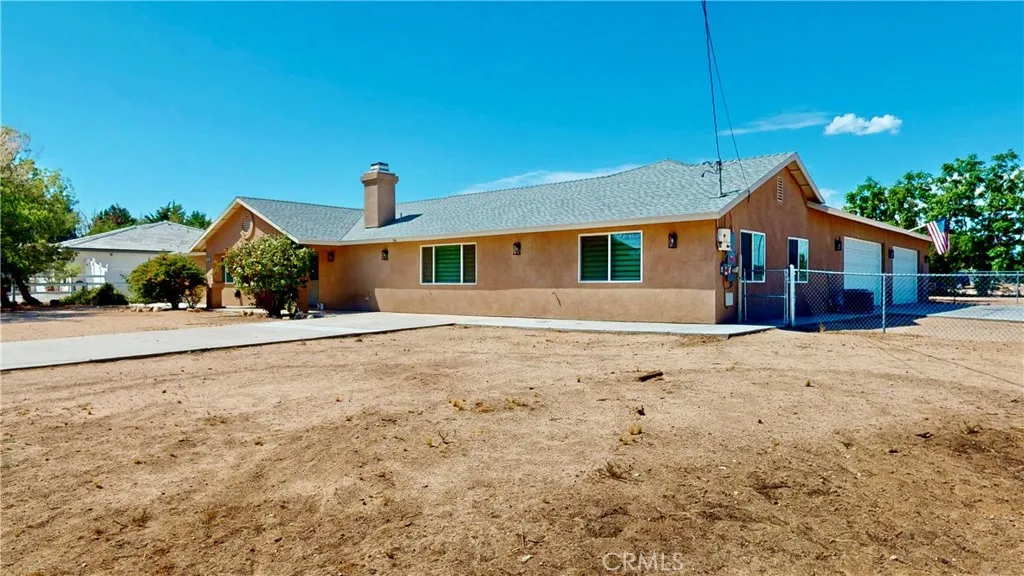 7610 Glider Avenue, Hesperia, California 92345 home-pic-1