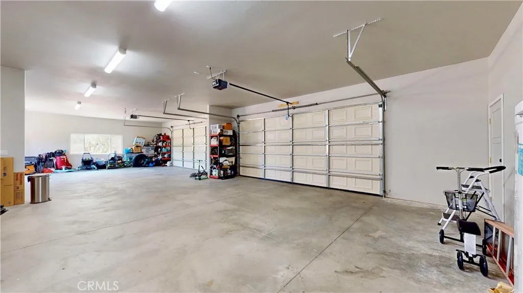 7610 Glider Avenue, Hesperia, California 92345 home-pic-40