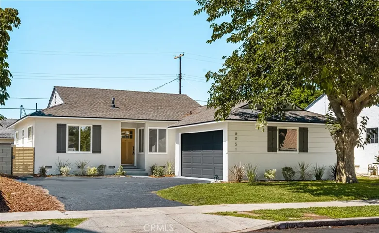 8051 Etiwanda Ave, Reseda, California 91335