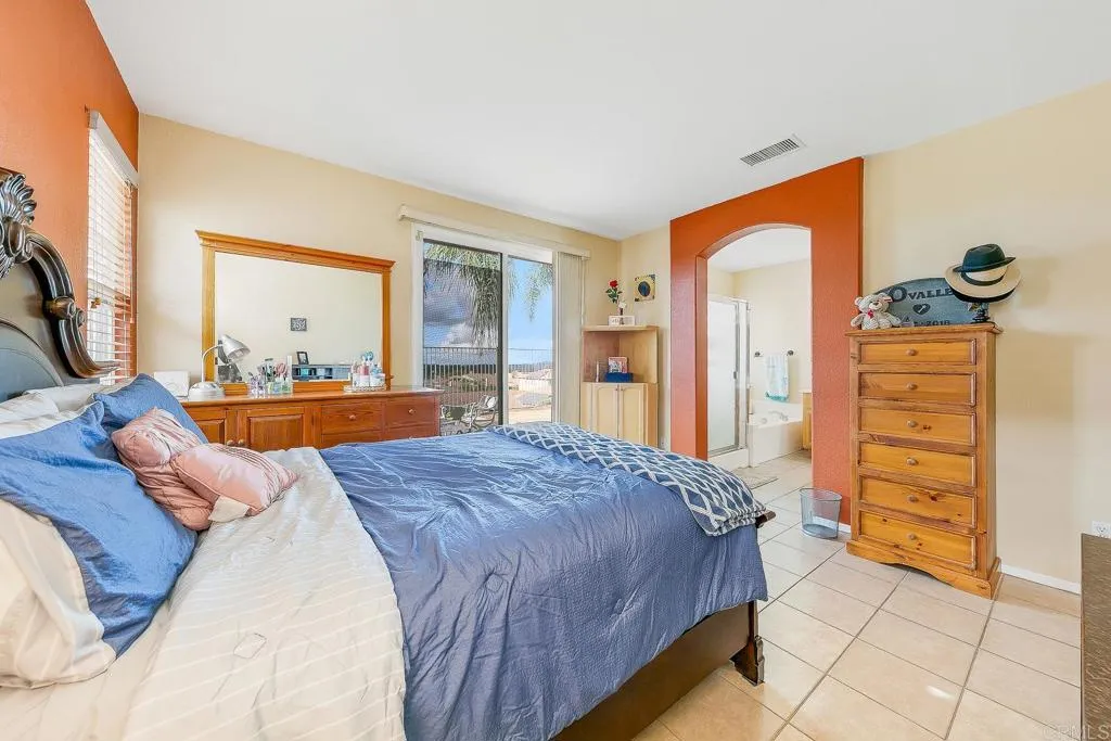 1548 Loma Alta, San Marcos, California 92069 home-pic-25