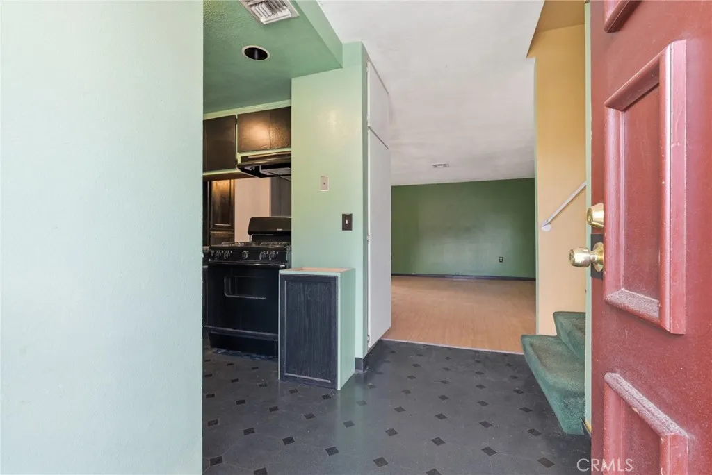 4325 Clara St J, Cudahy, California 90201 home-pic-26