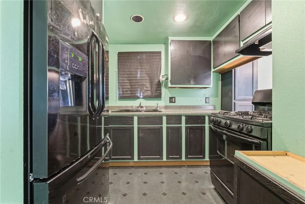 4325 Clara St J, Cudahy, California 90201 home-pic-8