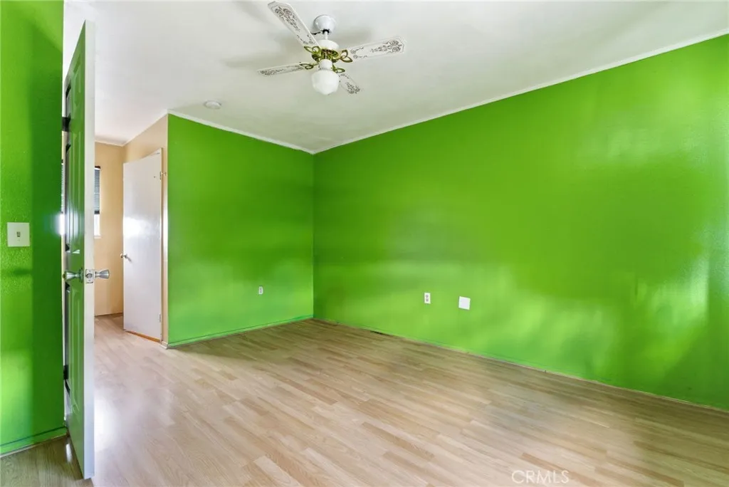 4325 Clara St J, Cudahy, California 90201 home-pic-16