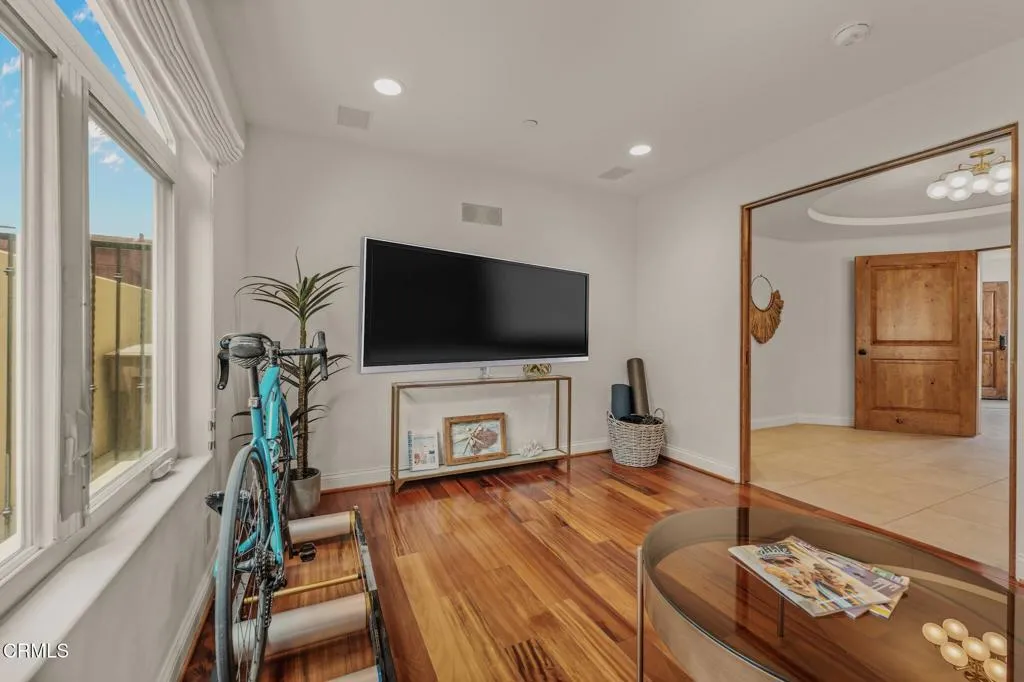 1158 Shelburn Lane, Ventura, California 93001 home-pic-42