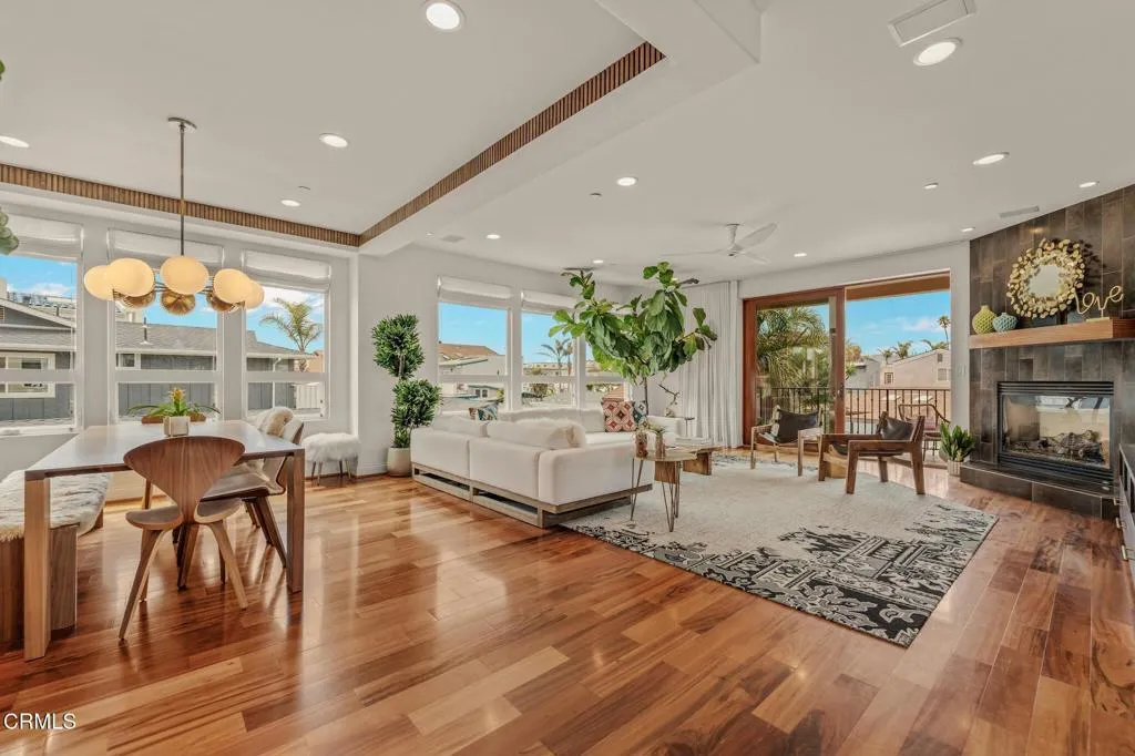 1158 Shelburn Lane, Ventura, California 93001 home-pic-12