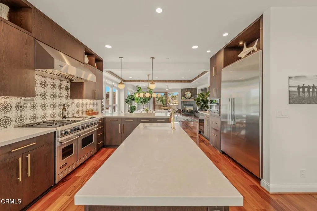 1158 Shelburn Lane, Ventura, California 93001 home-pic-25