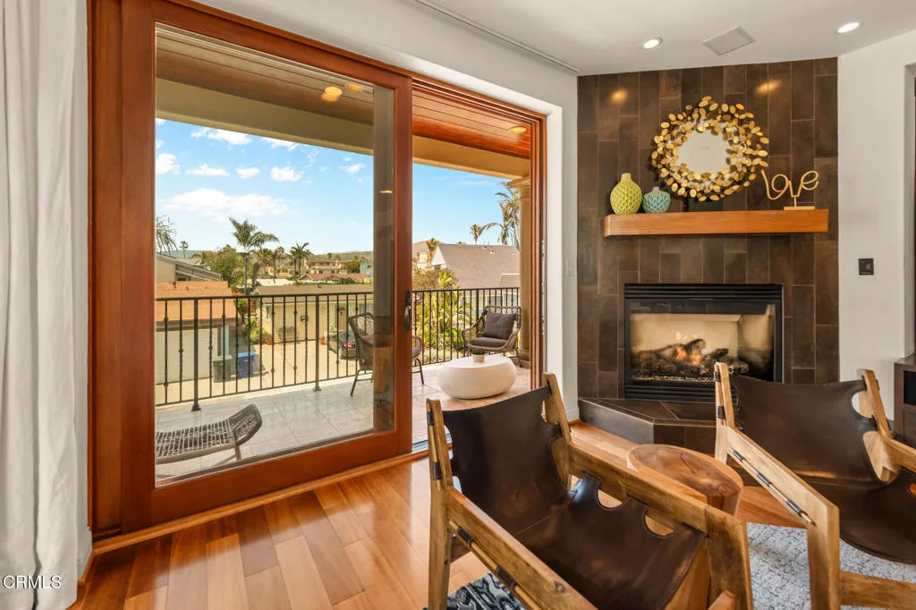 1158 Shelburn Lane, Ventura, California 93001 home-pic-15