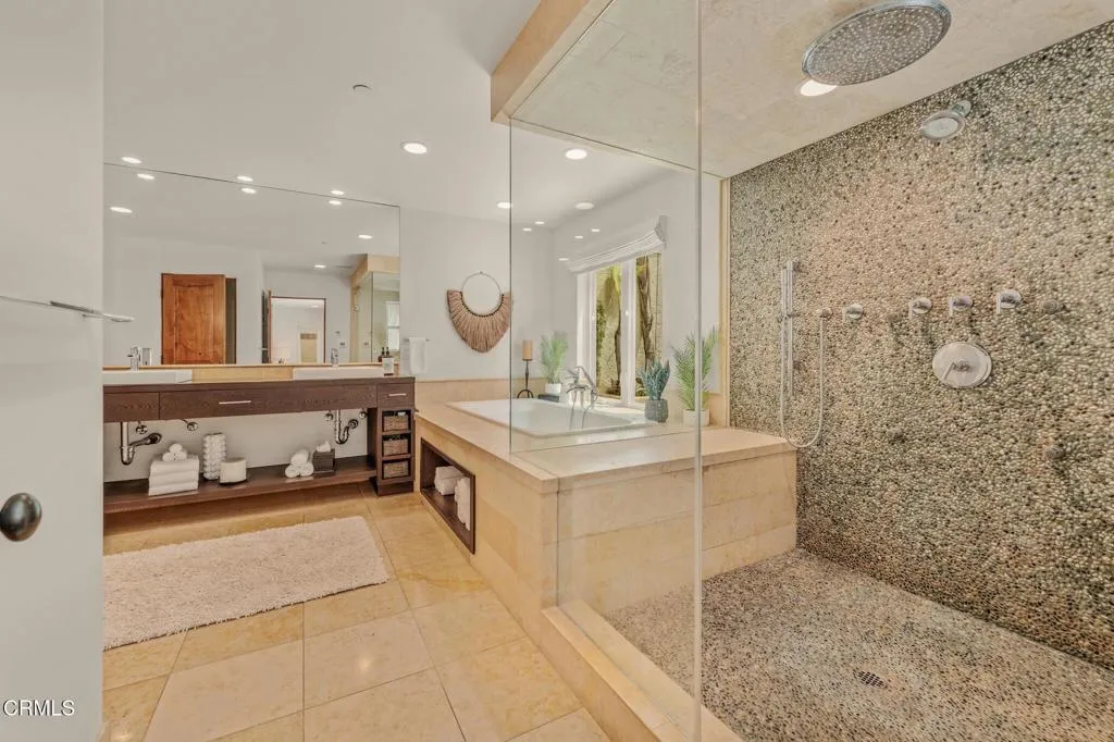1158 Shelburn Lane, Ventura, California 93001 home-pic-35