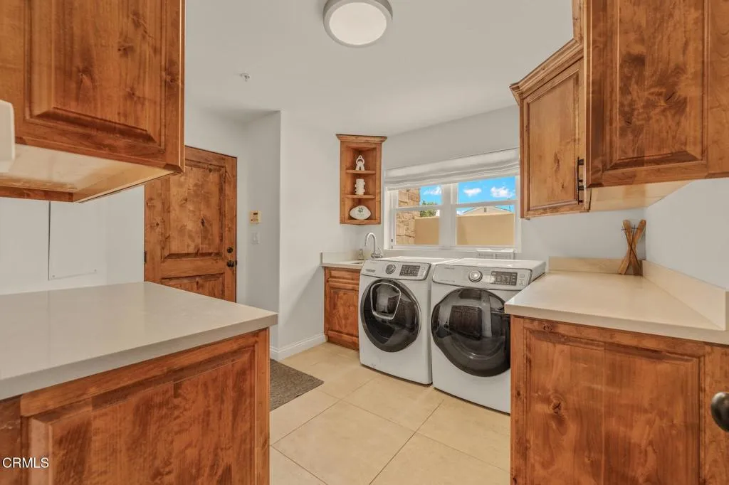 1158 Shelburn Lane, Ventura, California 93001 home-pic-43