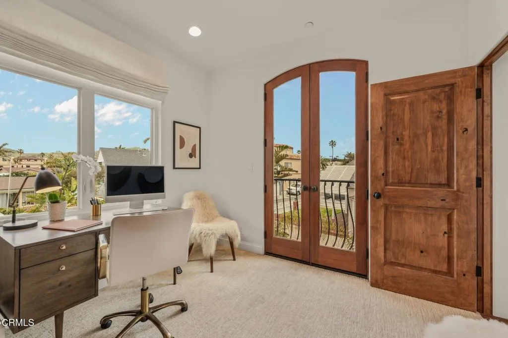 1158 Shelburn Lane, Ventura, California 93001 home-pic-54