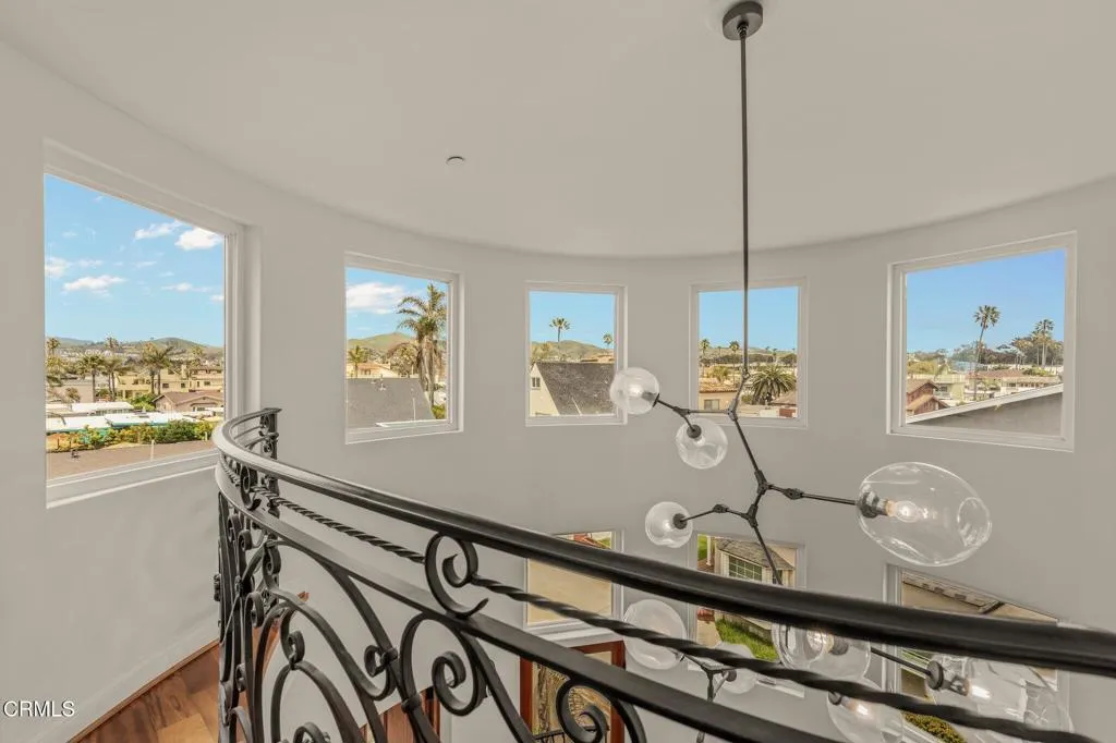 1158 Shelburn Lane, Ventura, California 93001 home-pic-55