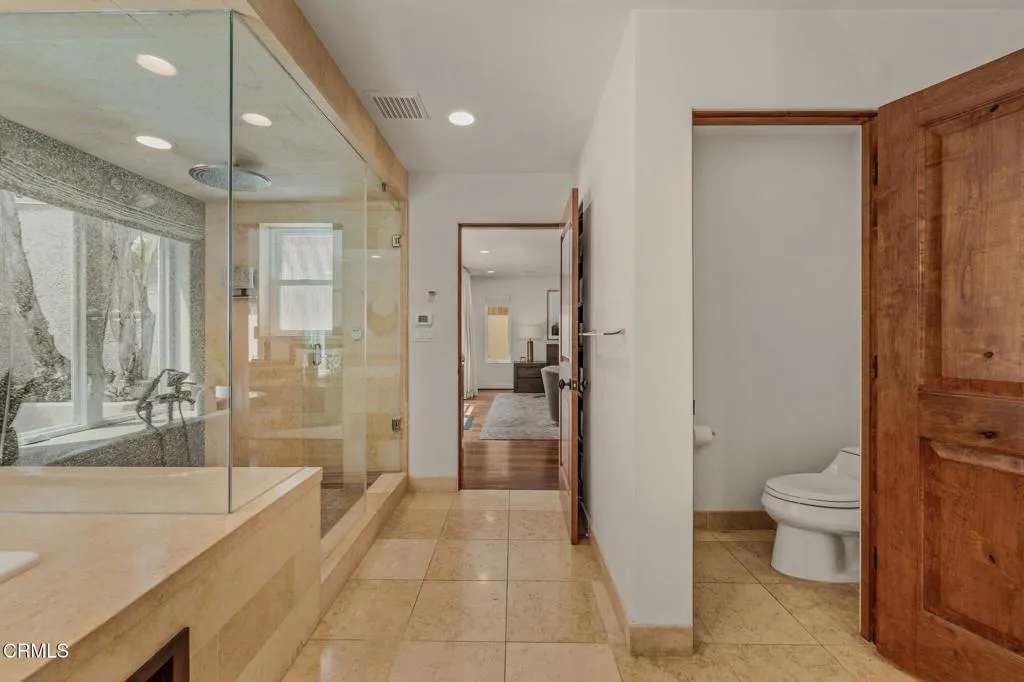 1158 Shelburn Lane, Ventura, California 93001 home-pic-40