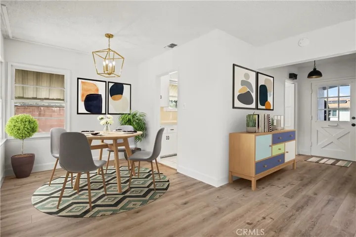 Dining room - Virtually staged