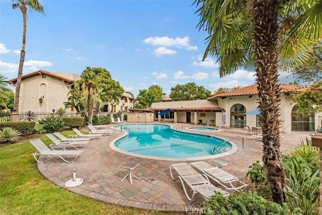 400 S Flower Street 105, Orange, California 92868 home-pic-34