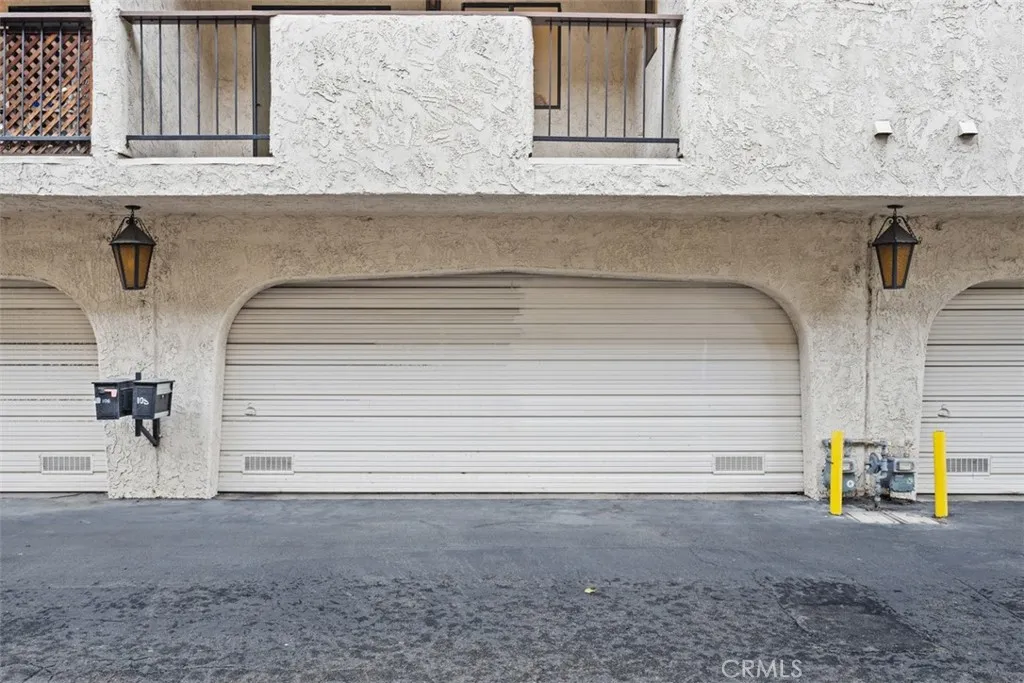 400 S Flower Street 105, Orange, California 92868 home-pic-30