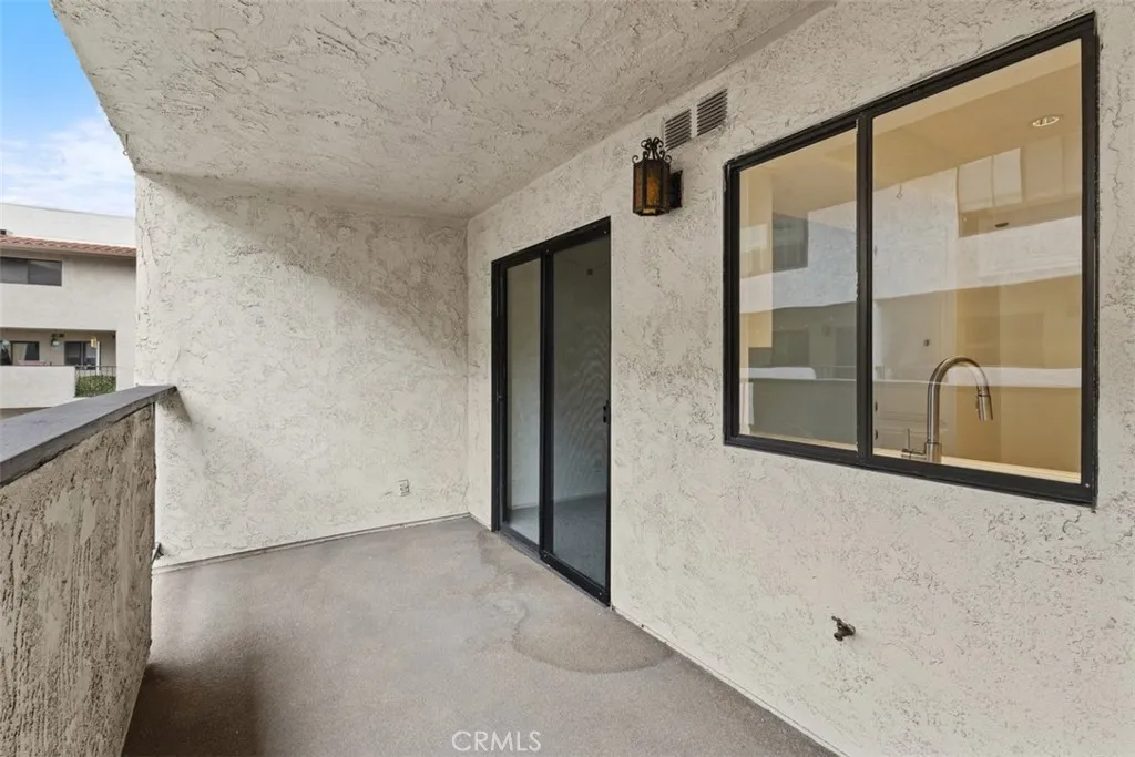 400 S Flower Street 105, Orange, California 92868 home-pic-10