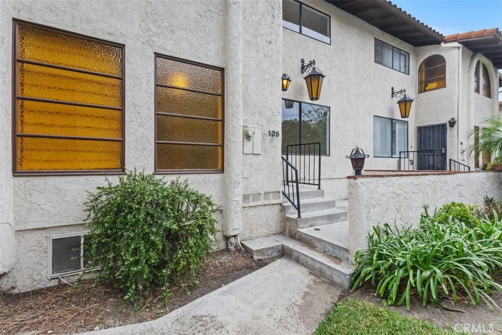 400 S Flower Street 105, Orange, California 92868 home-pic-25