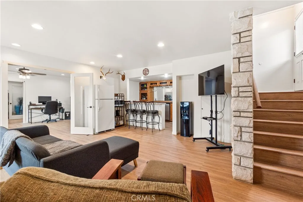 4580 W 132nd Street, Hawthorne, California 90250 home-pic-23