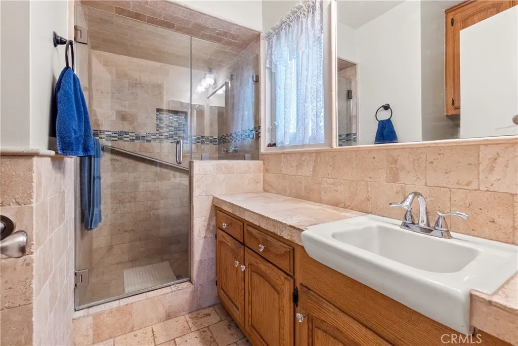 4580 W 132nd Street, Hawthorne, California 90250 home-pic-14