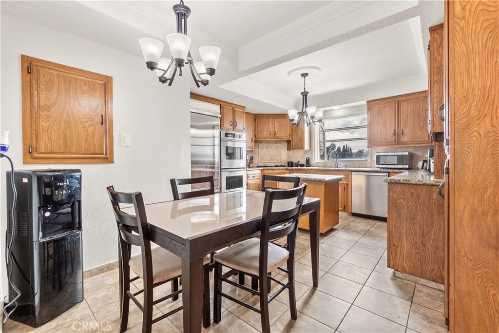 4580 W 132nd Street, Hawthorne, California 90250 home-pic-8