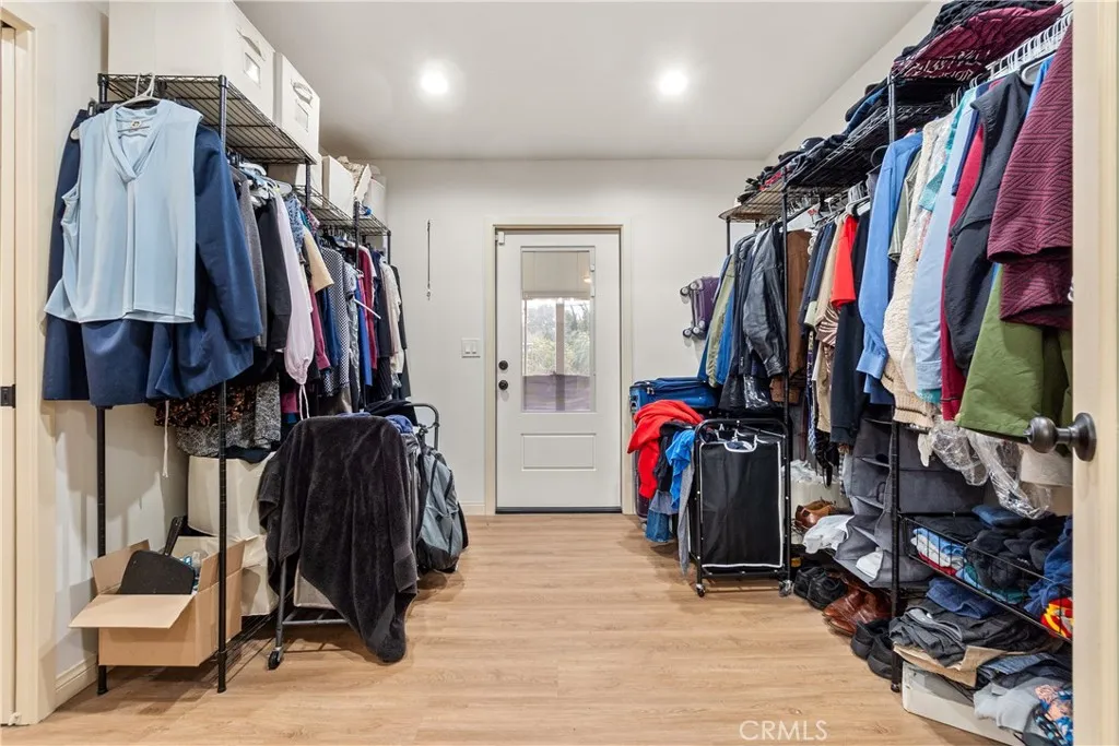 4580 W 132nd Street, Hawthorne, California 90250 home-pic-34