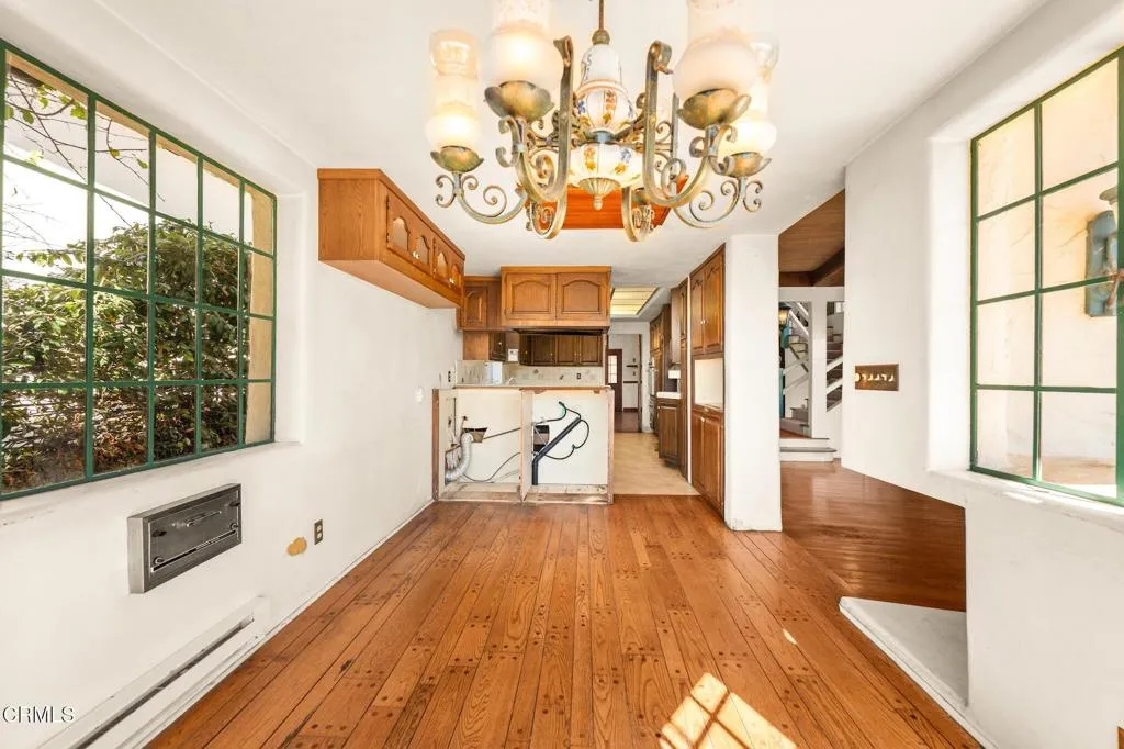 2623 Seahorse Avenue, Ventura, California 93001 home-pic-24