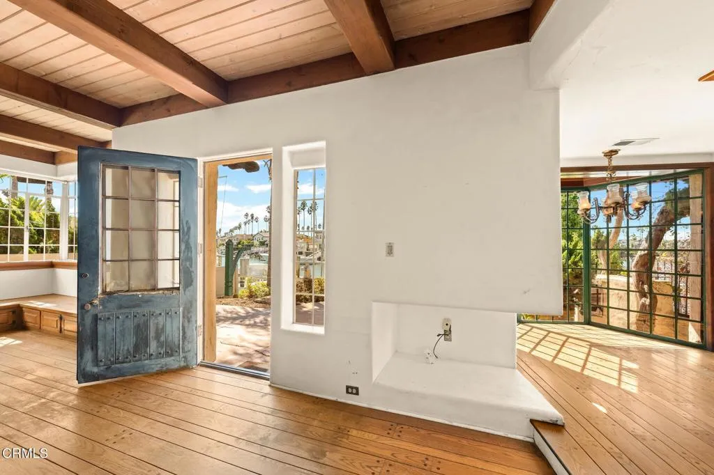 2623 Seahorse Avenue, Ventura, California 93001 home-pic-22