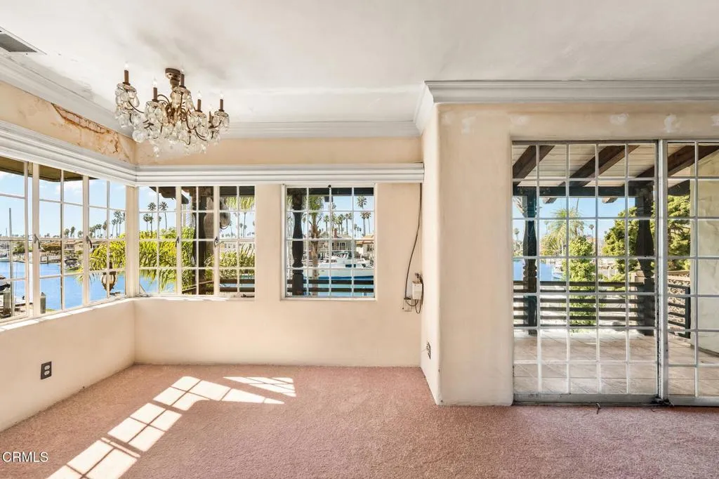 2623 Seahorse Avenue, Ventura, California 93001 home-pic-38