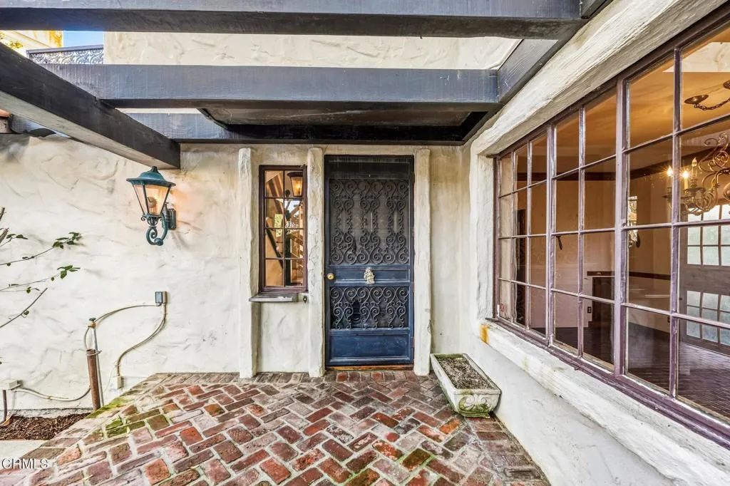 2623 Seahorse Avenue, Ventura, California 93001 home-pic-15