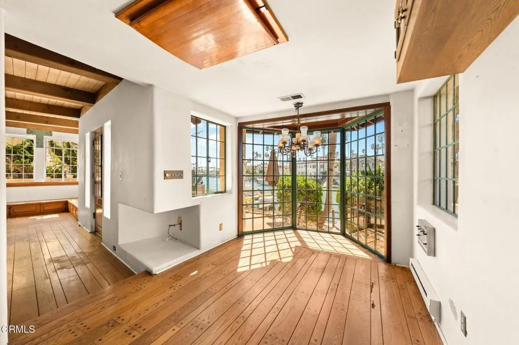 2623 Seahorse Avenue, Ventura, California 93001 home-pic-23